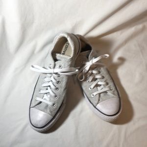 Converse sneakers gray and white Wm Sz 8